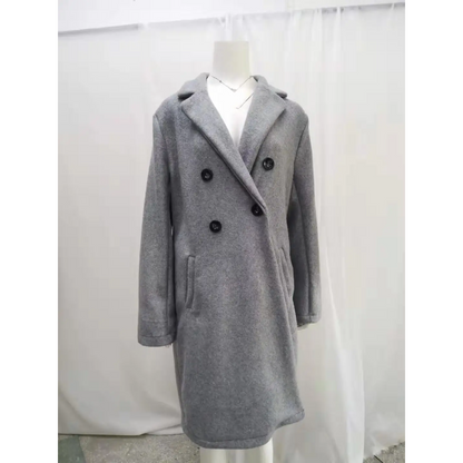 CARINA - Moderne trenchcoat voor dames met dubbele rij knopen en slanke pasvorm