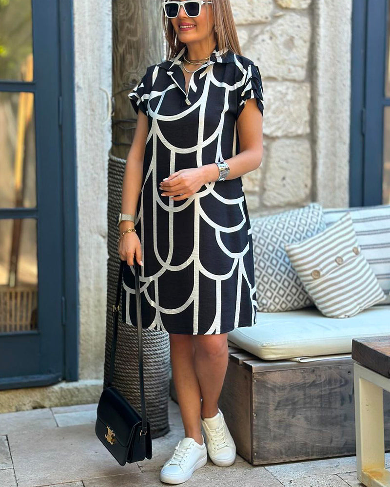 AURELIA – Elegante Midi-Jurk met Reverskraag en Korte Mouwen