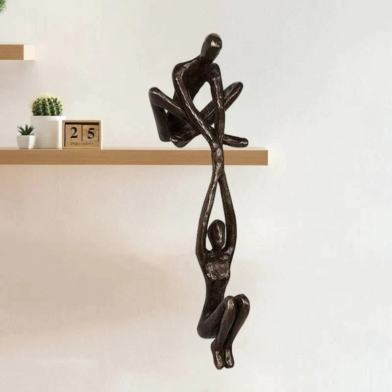 Eternal Grace – Sculptuur van Liefde en Kracht voor Uw Interieur