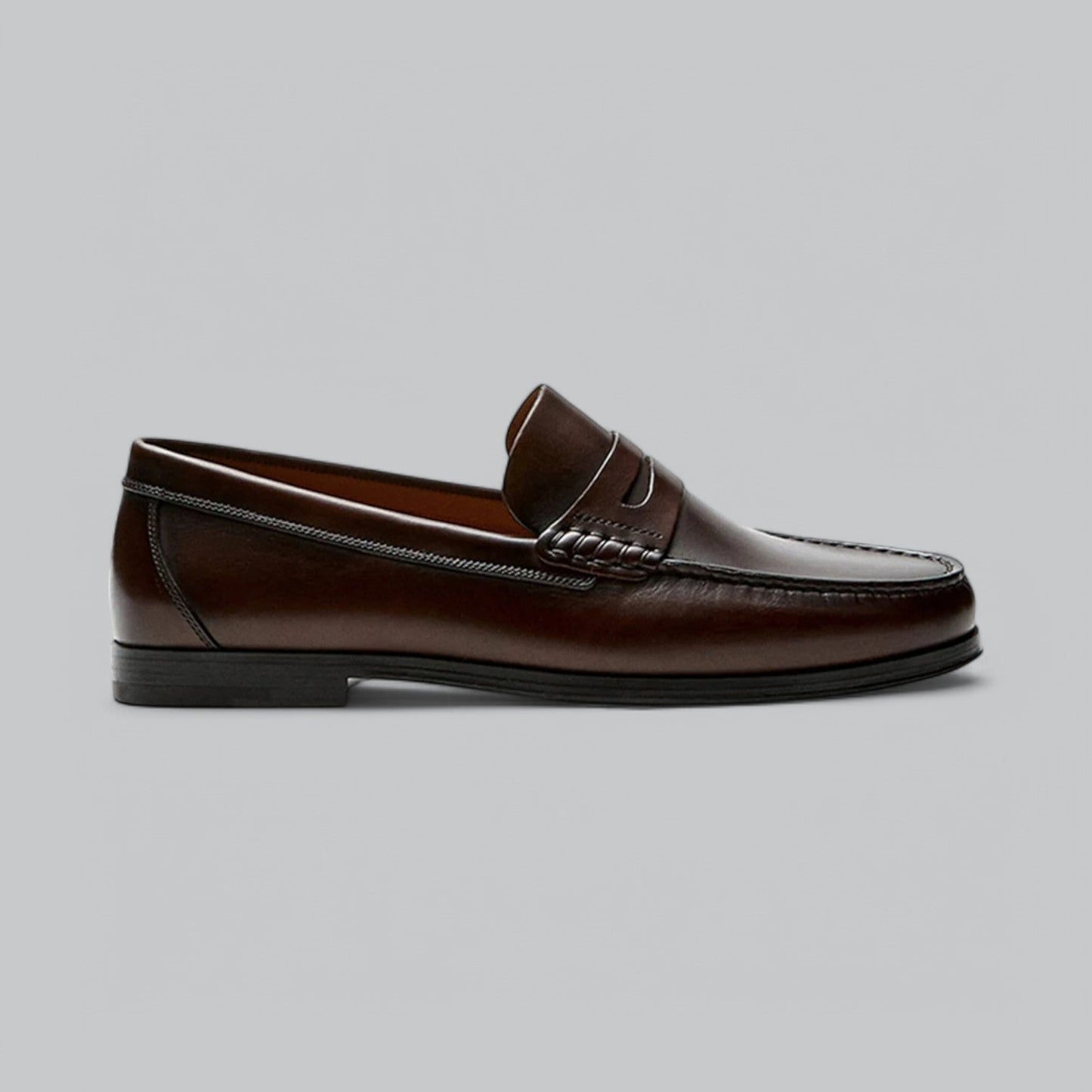 Herenschoenen met strakke belijning en tijdloze afwerking – ADRIANO LINEA - Glamorix