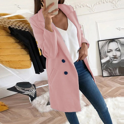 CARINA - Moderne trenchcoat voor dames met dubbele rij knopen en slanke pasvorm