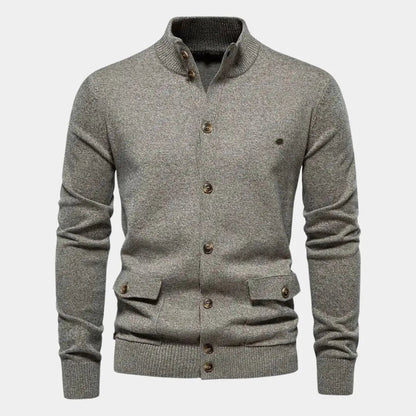 Gebreid herenvest met knoopsluiting en praktische zakken – LORVEN - Glamorix