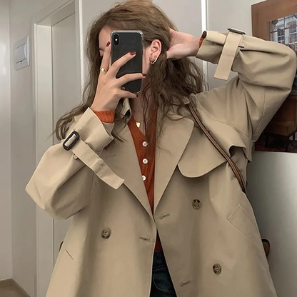 NADIA - Oversized trenchcoat met dubbele knoopsluiting en losse pasvorm voor dames