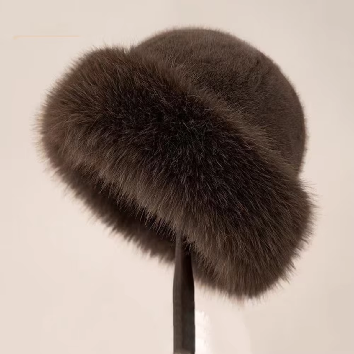 ELISE - Elegante bontmuts voor dames met een luxueuze uitstraling