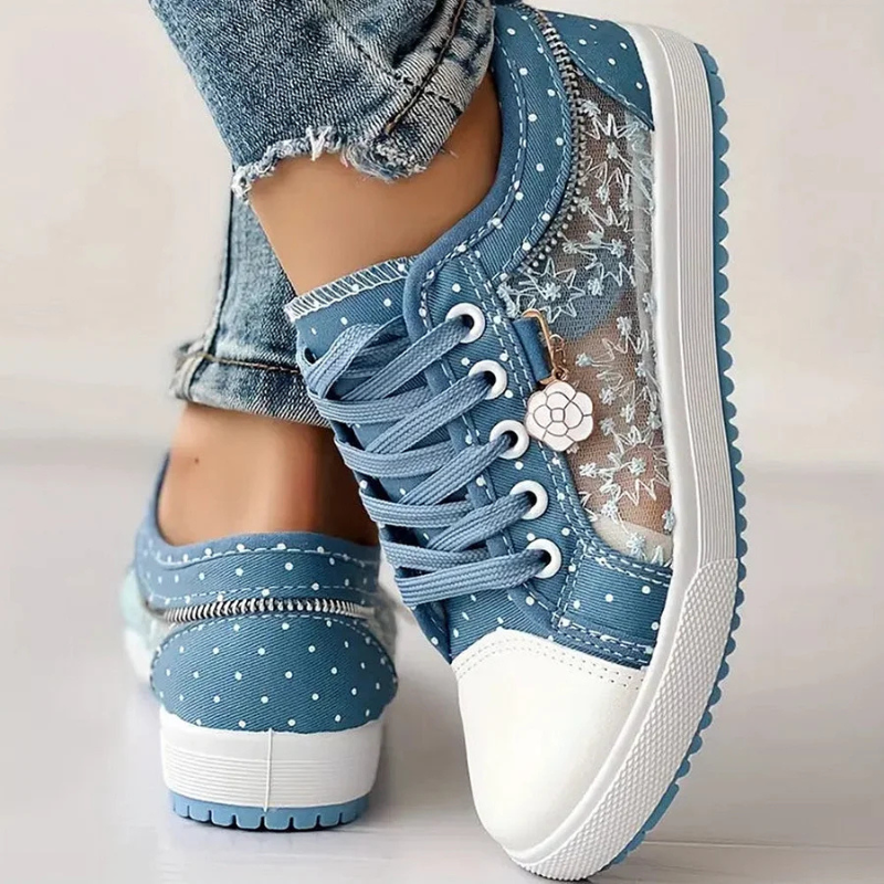 Thora - Damessneakers met kanten panelen en speelse details - Glamorix