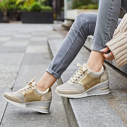 AMELIA – Dames sneakers met sleehak en sportieve elegantie - Glamorix