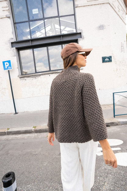 ELEGANTIA - Stijlvolle Gebreide Pullover met Korte Mouwen en Decoratieve Elementen