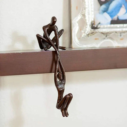 Eternal Grace – Sculptuur van Liefde en Kracht voor Uw Interieur