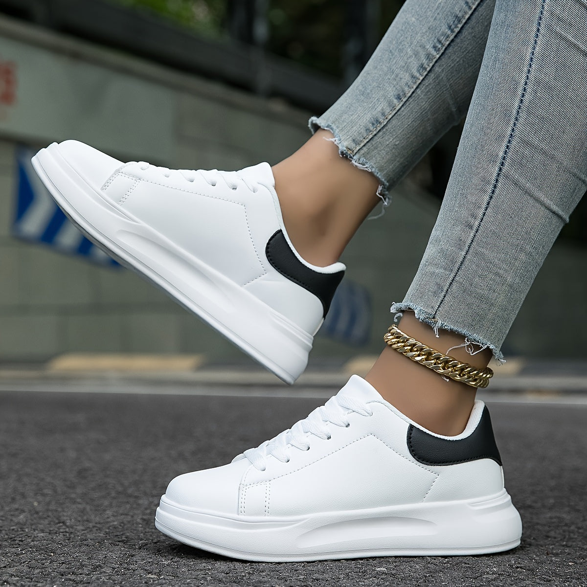 Modieuze lage sneaker met clean profiel en verhoogde zool – CALISTA - Glamorix