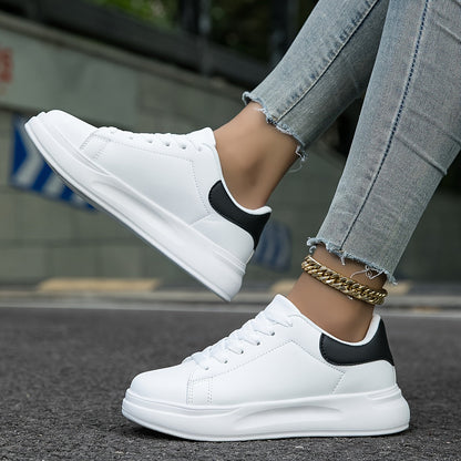 Modieuze lage sneaker met clean profiel en verhoogde zool – CALISTA - Glamorix