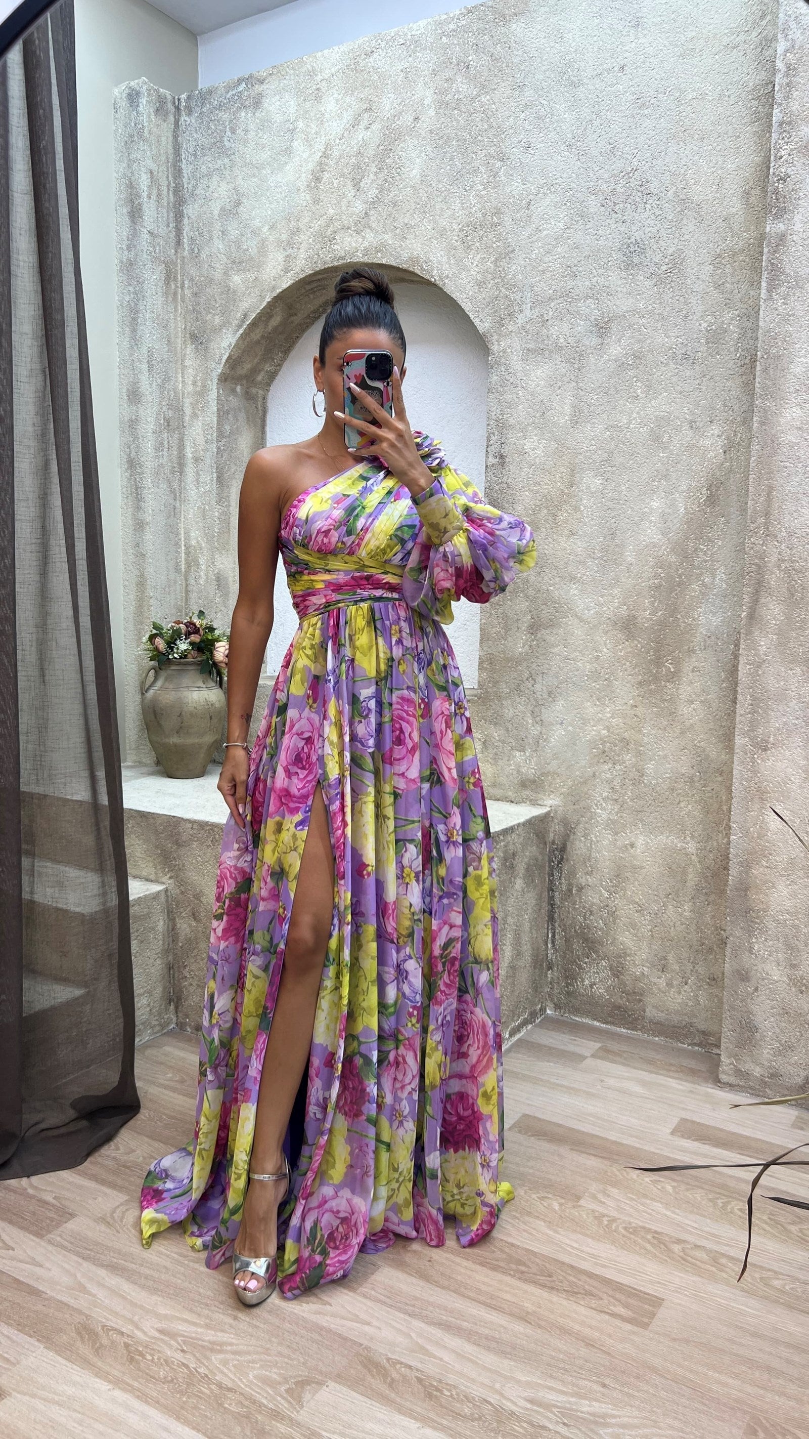Asymmetrische maxi-jurk met bloemenprint en hoge split – FLORELLA - Glamorix