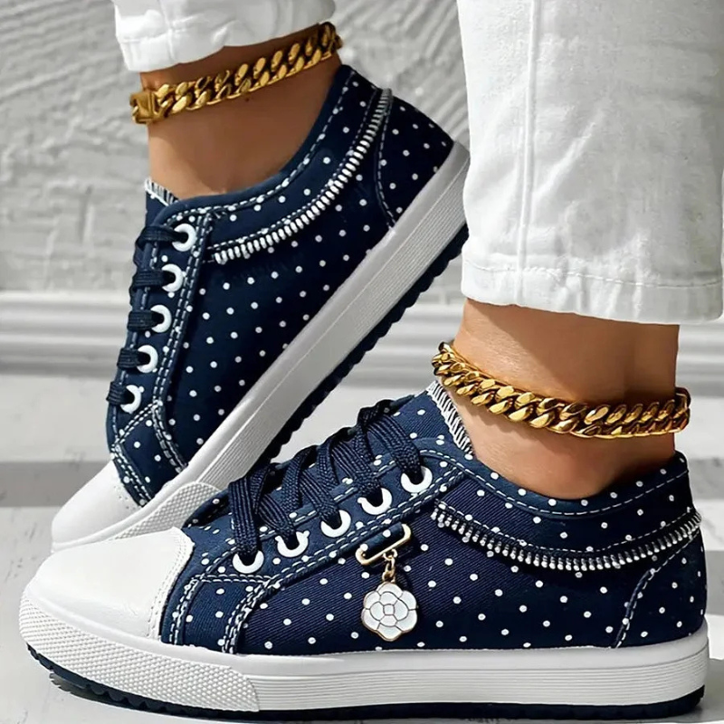 Thora - Damessneakers met kanten panelen en speelse details - Glamorix