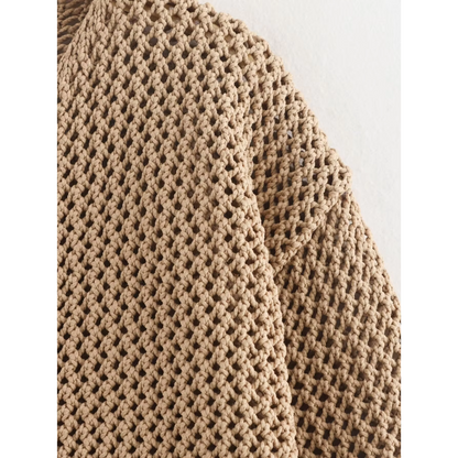 ISLA - Kaki gebreid vest met knopen en tijdloze charme