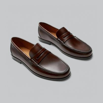 Herenschoenen met strakke belijning en tijdloze afwerking – ADRIANO LINEA - Glamorix