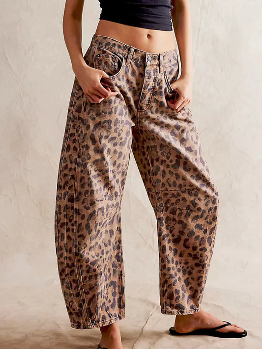 Modieuze baggy jeans met opvallende leopardprint – LEONA