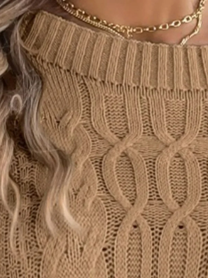 LIVIAN - Kabelgebreide damesjurk met ronde hals en pofmouwen