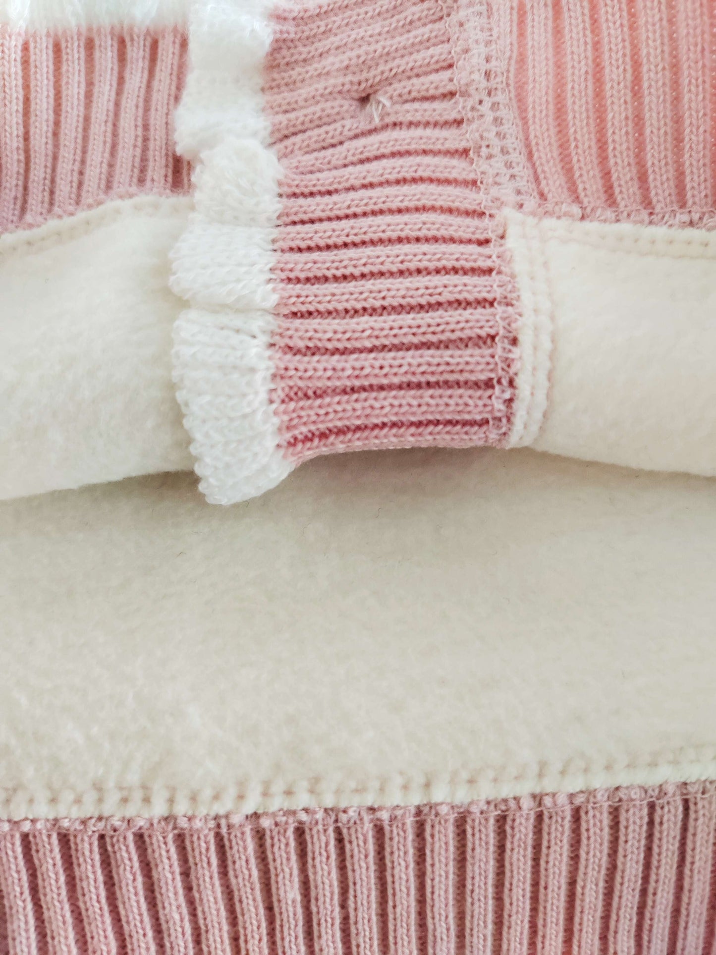 LILA - Schattig vest met aardbeiendessin voor meisjes