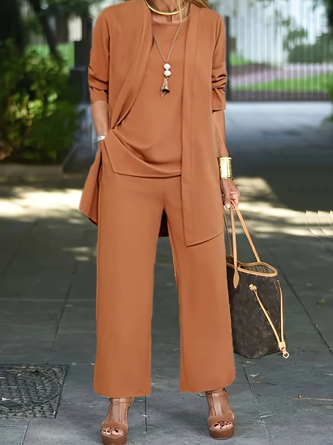 ALINA - Stijlvolle driedelige dames set met chique uitstraling