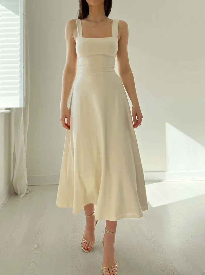 Zomerse damesjurk met brede bandjes en aansluitende taille – SOLARA SHAPE - Glamorix