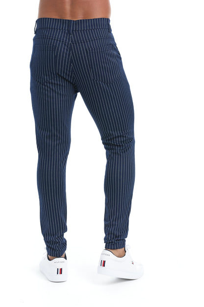 HARLOW - Slim fit krijtstreep broek voor een elegante en moderne uitstraling