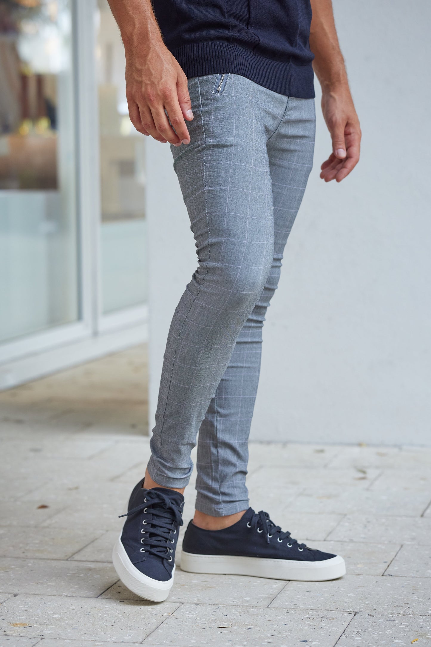 BENSON - Slim fit geruite broek voor een moderne en stijlvolle look