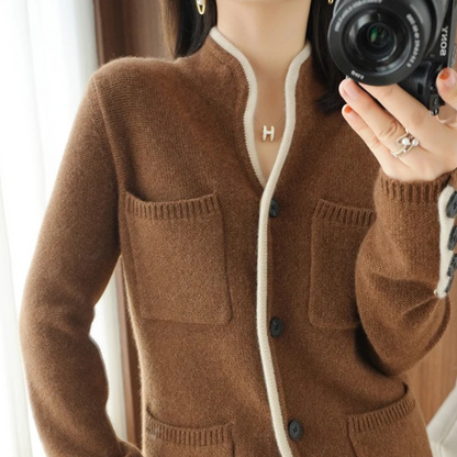 Gebreid damesvest met zakken en relaxte pasvorm – AURESSA - Glamorix