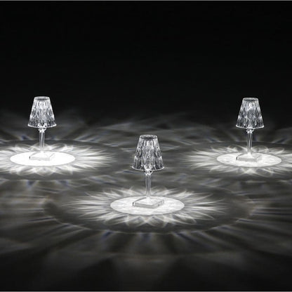 Crystalum Shine – Luxe kristallen tafellamp met sprankelend LED-licht en oplaadbare touchbediening