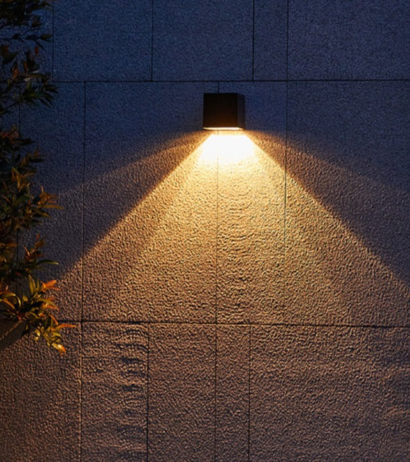 Elegante buitenwandlamp voor sfeerverlichting – AURORA BEAM - Glamorix