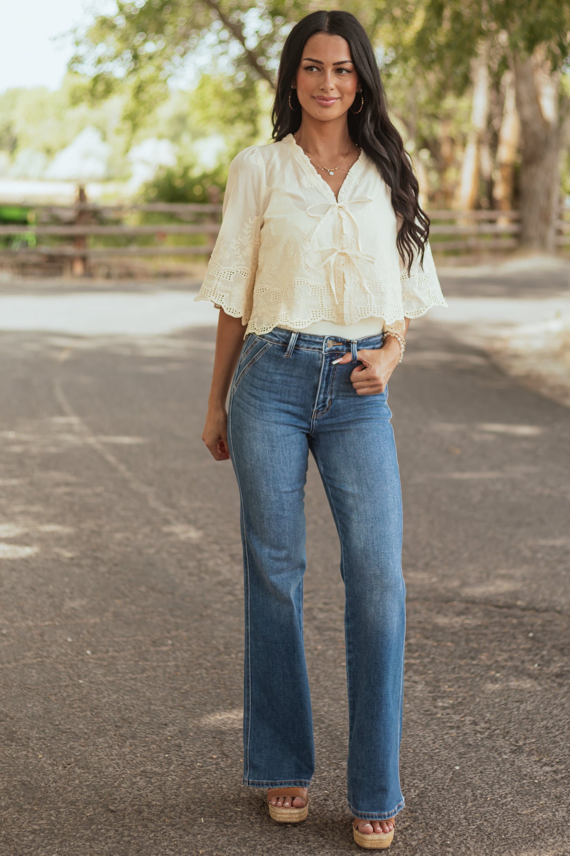 AVELINE – Flared dames jeans met high waist in soepel denim - Glamorix