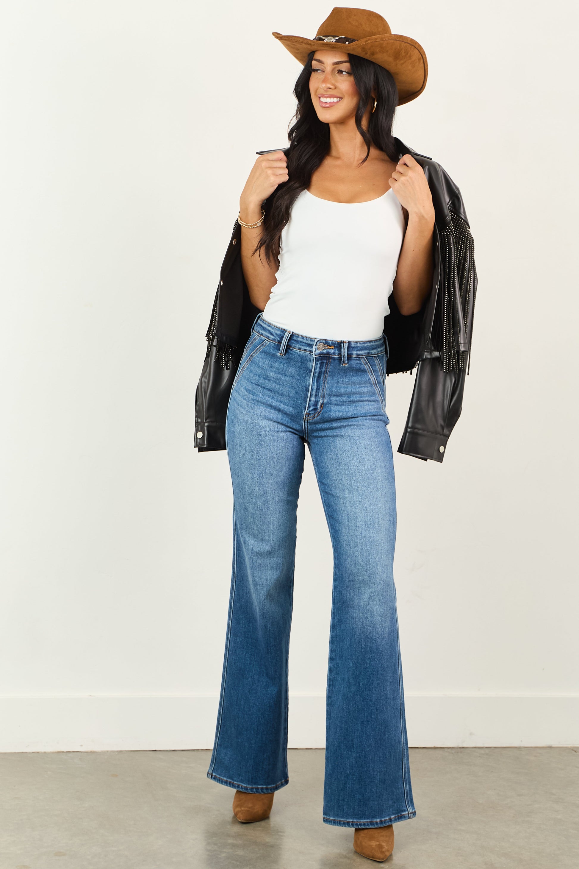 AVELINE – Flared dames jeans met high waist in soepel denim - Glamorix