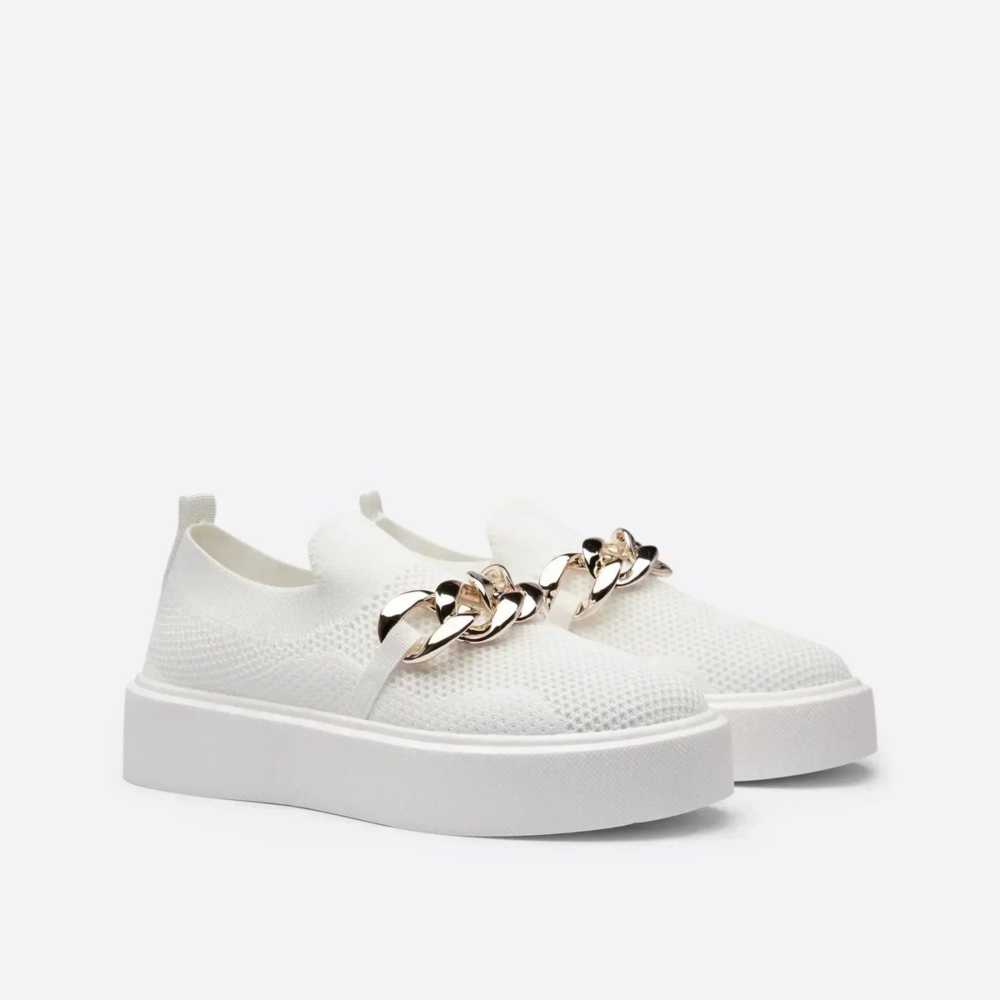 Modieuze slip-on sneaker met chunky kettingdetail – FENNA - Glamorix