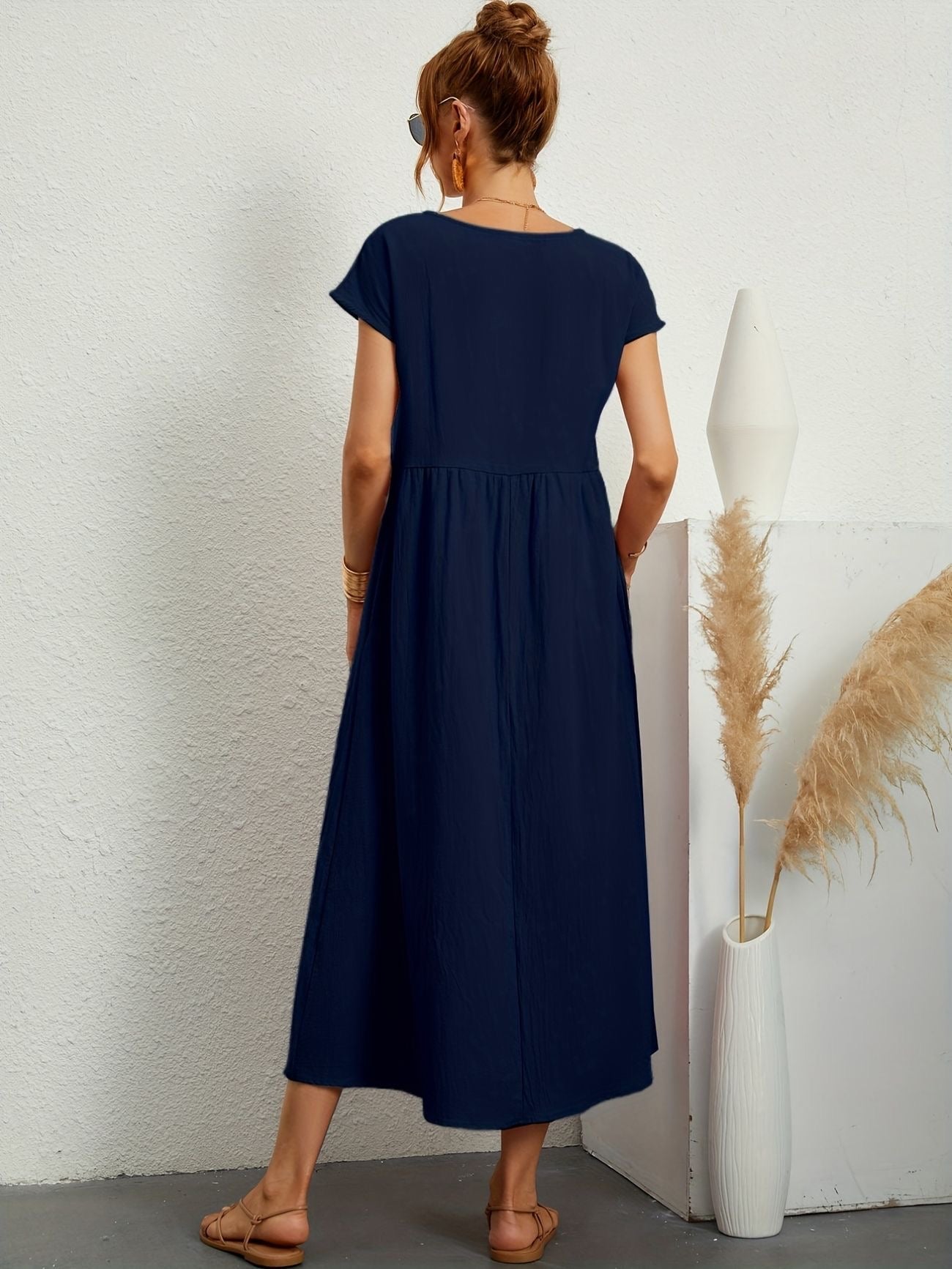 Elegante Linnen Damesjurk met Luchtige Pasvorm – ARDÉLIA