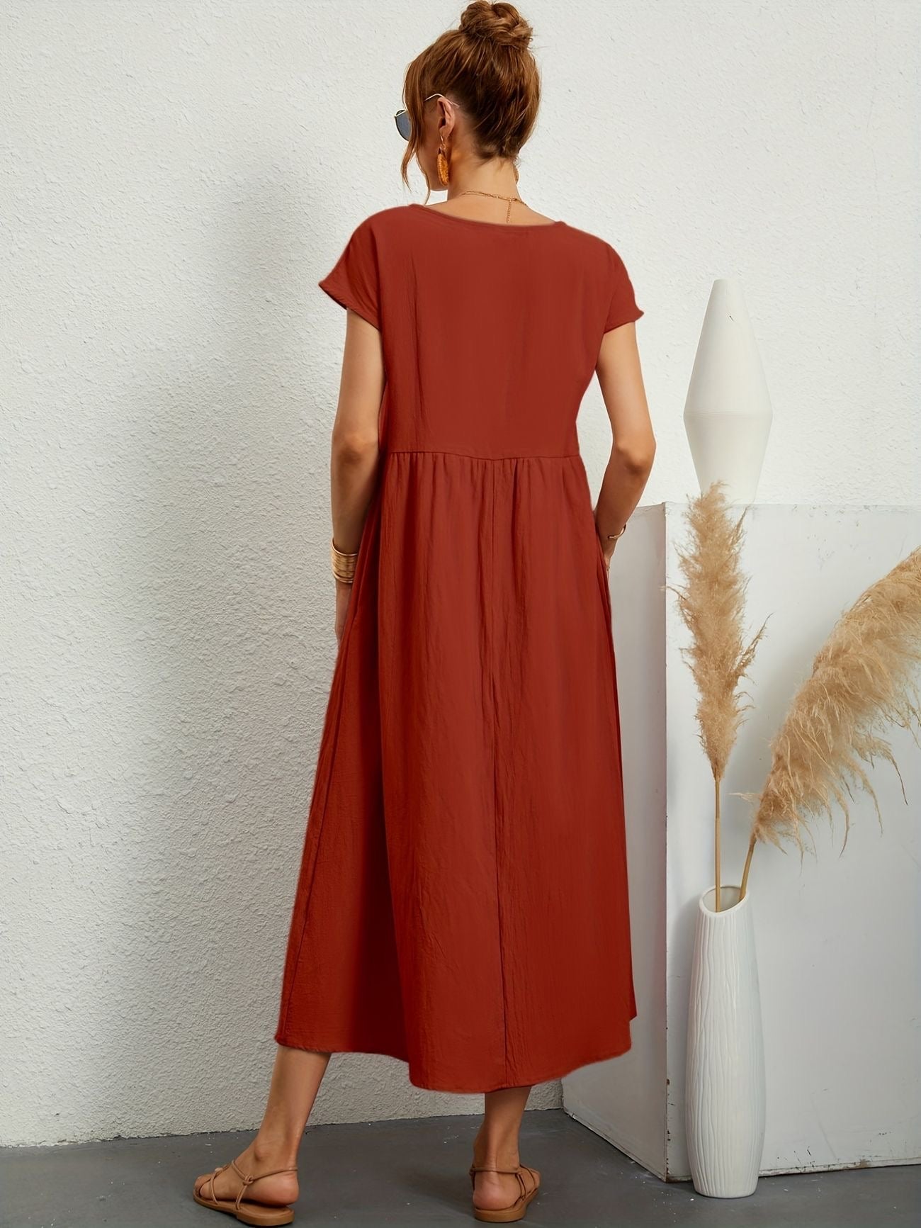 Elegante Linnen Damesjurk met Luchtige Pasvorm – ARDÉLIA