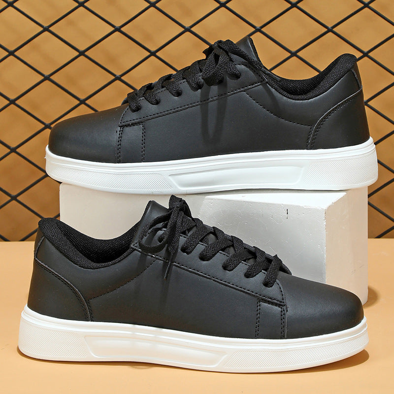Modieuze lage sneaker met subtiel contrastdetail – ASTELLA - Glamorix