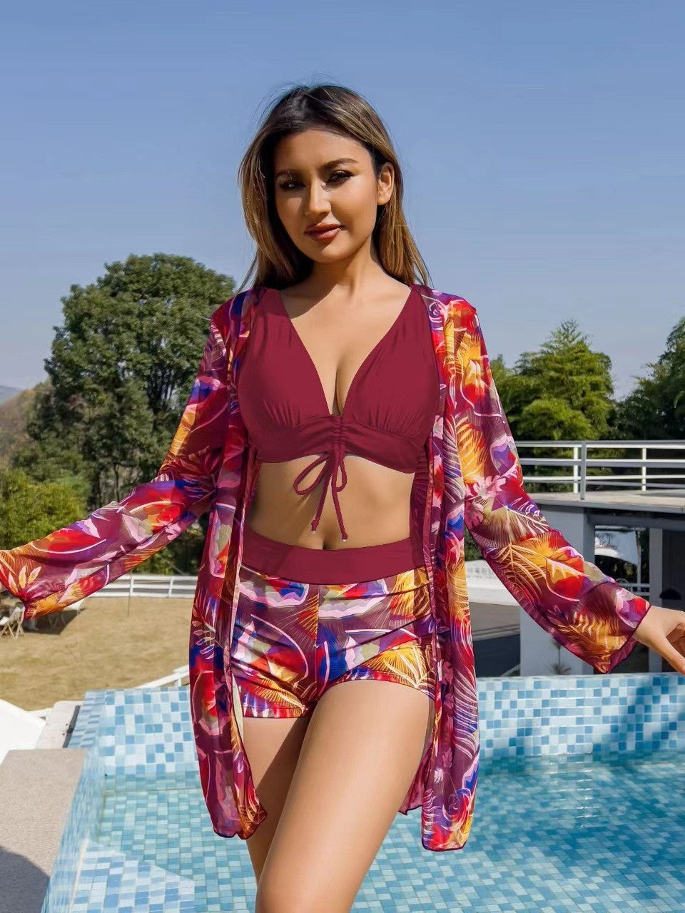 Modieuze 3-delige zwemset voor dames met top, short en cover-up – LIVARA SET - Glamorix