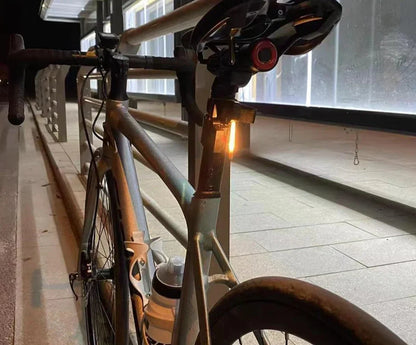 DYNAMIC – Innovatieve LED Fietslamp met Minimalistisch Design