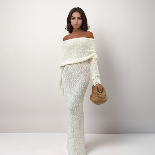 ELARA - Off-shoulder gebreide maxi-jurk met lange mouwen