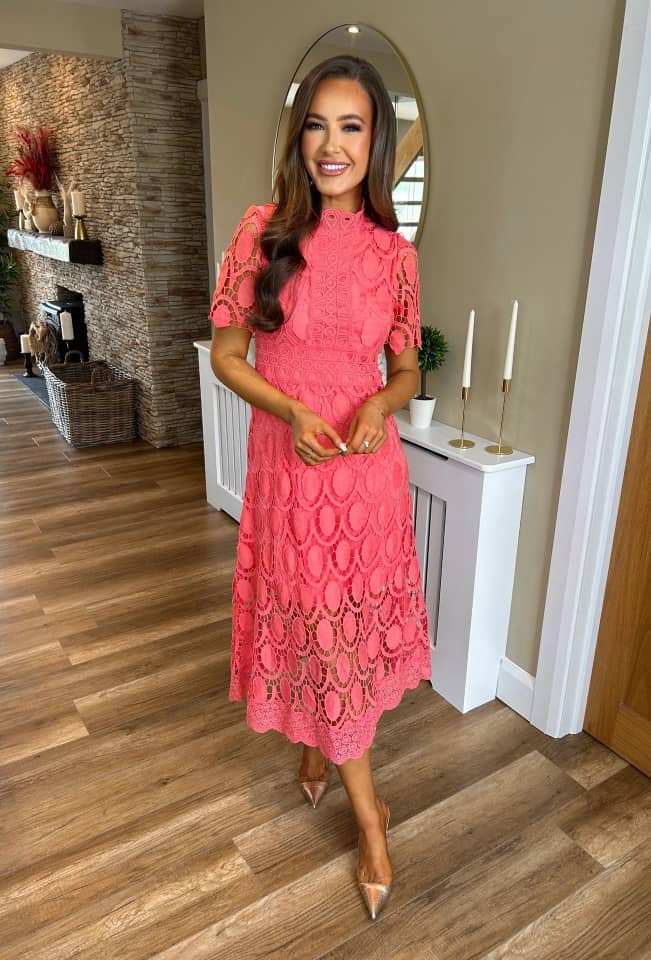Elegante midi-jurk met kanten details voor dames – ISABELLE