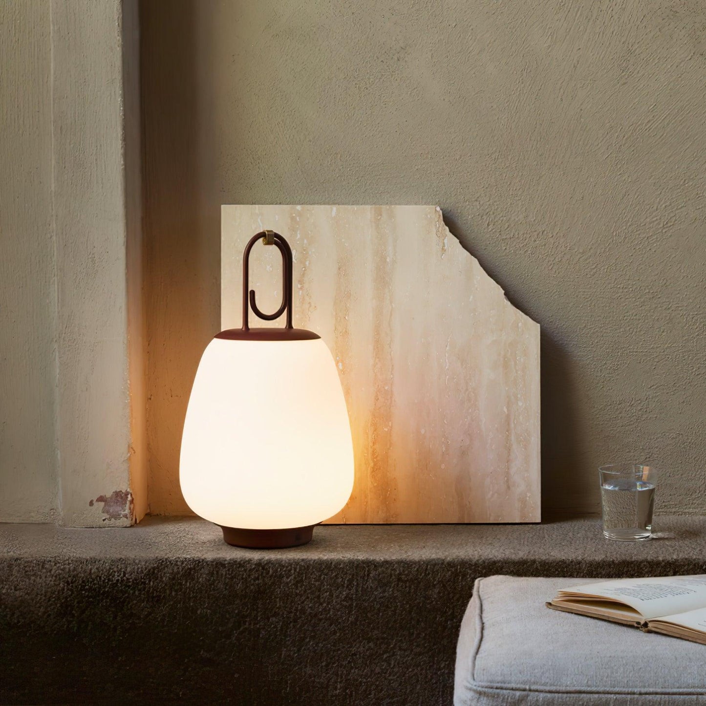 VOYARA - Moderne Tafellamp voor Een Stijlvol Interieur