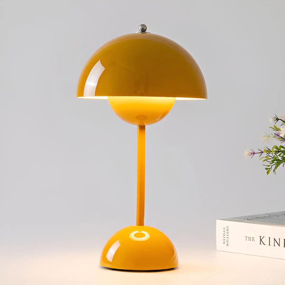 Moderne tafellamp met matte lichtdiffusie en strak design – LUMIVIA FrostGlow - Glamorix