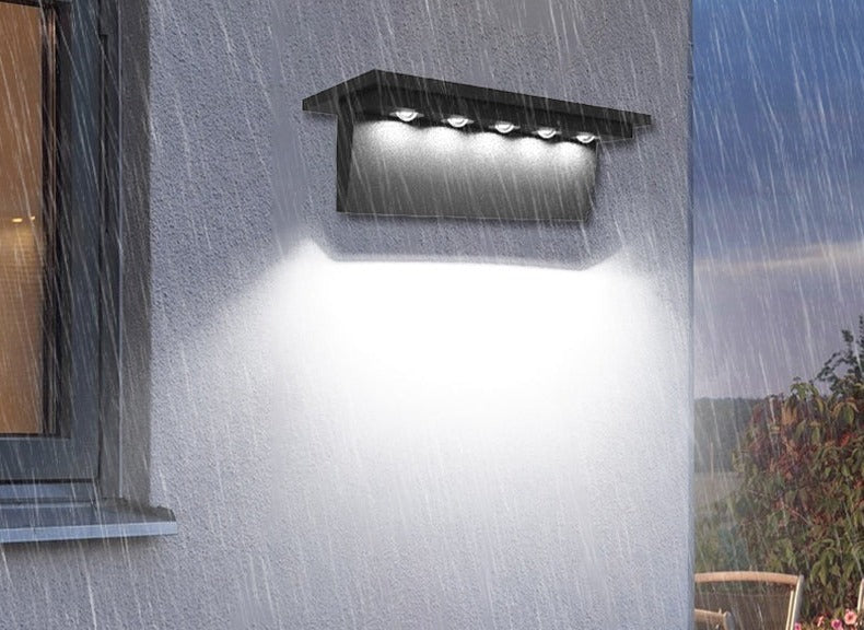 Weerbestendige buitenlamp met bewegingssensor – LUMOSENSE MOTION - Glamorix
