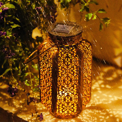 Vintage solar tuinlantaarn van ijzer – SOLARIS VINTAGE LANTERN - Glamorix