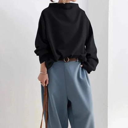 Hayden trui voor dames met oversized pasvorm en hoge kraag minimalistisch en moeiteloos chic – NEVIA - Glamorix