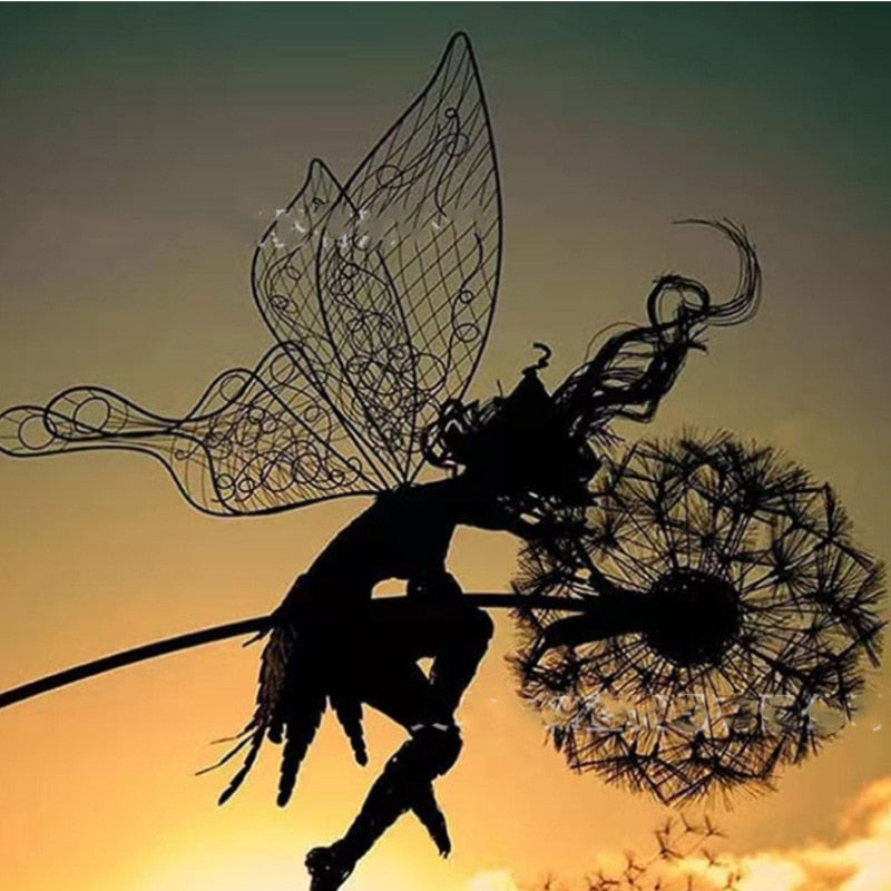 Weerbestendig metalen tuinbeeld in feeënvorm – LUNAYA FAIRY - Glamorix