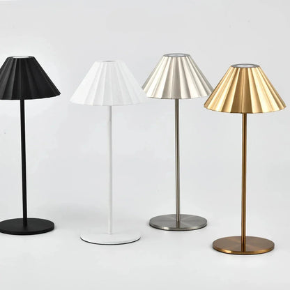 LUXTECH - Lamp met geavanceerde functies en moderne stijl