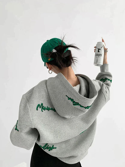 JUNO – Oversized hoodie met trendy letterontwerp en verlaagde schoudernaden