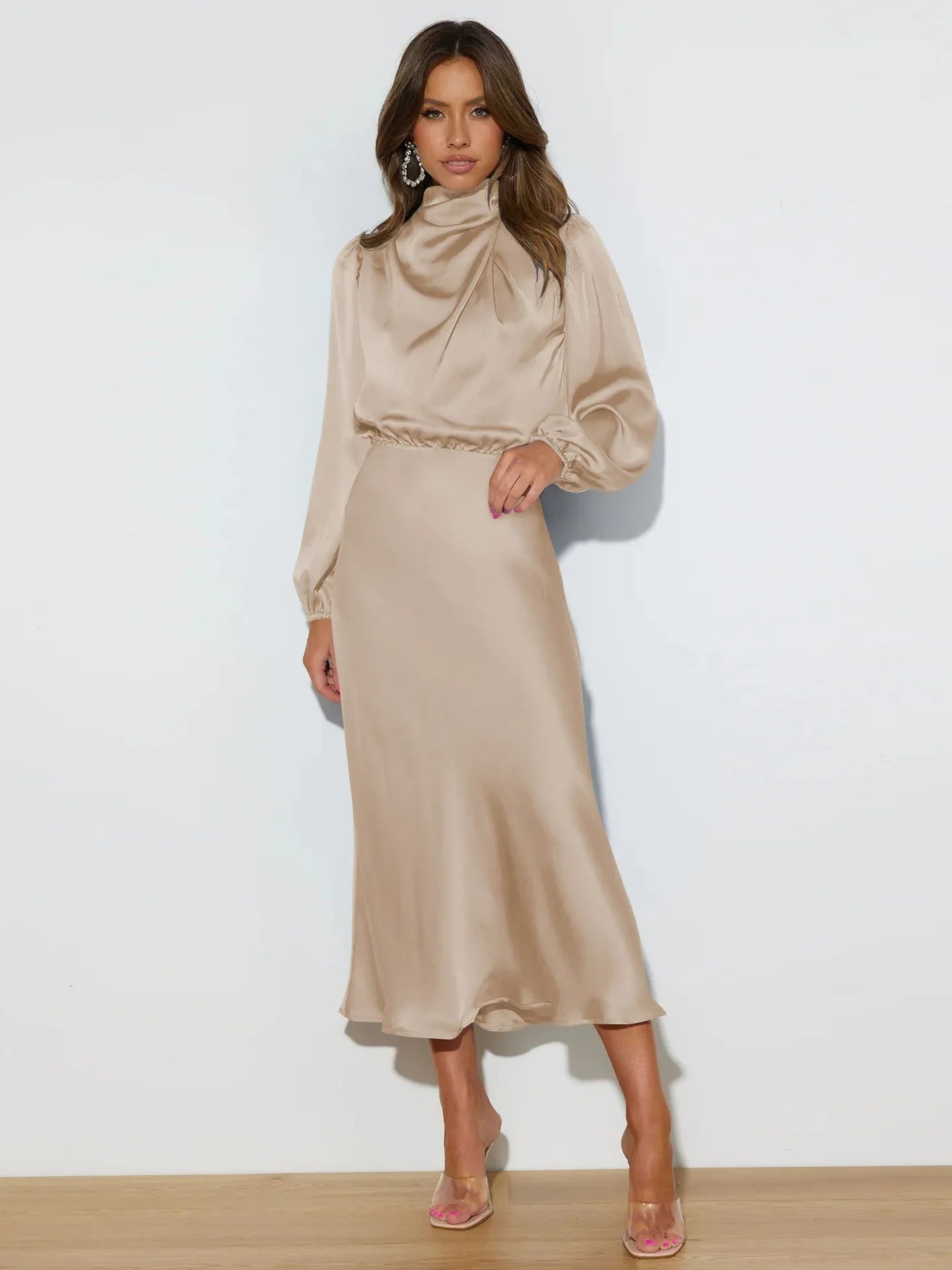 Elegante midi-jurk met hoge hals en lange mouwen – OrayaForm - Glamorix