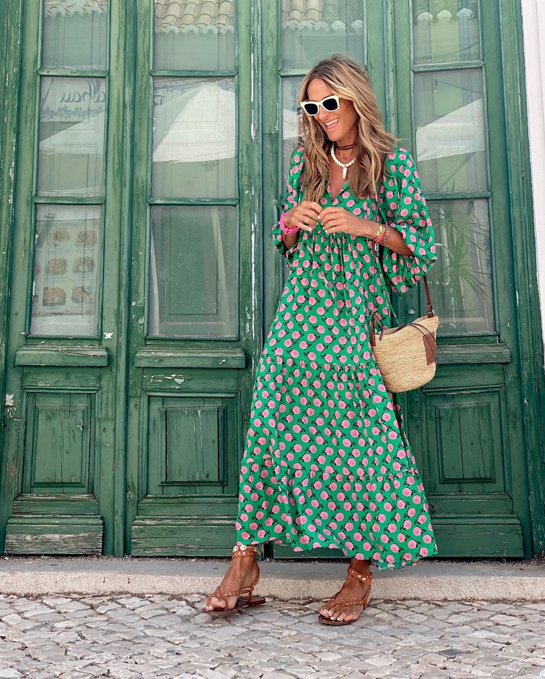 Elegante Midi-Jurk voor Dames met Vrouwelijke Pasvorm – ÉLANORA