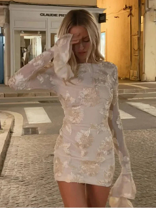 Elegante mini-jurk met lange mouwen voor elke gelegenheid – BellaViva - Glamorix
