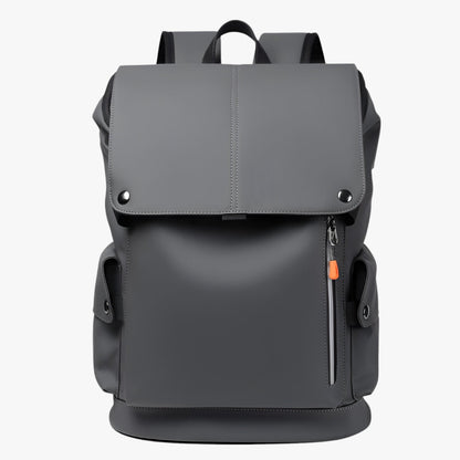 Waterdichte laptoprugzak met USB-oplaadpoort en strak design – NOVARO TechShell - Glamorix
